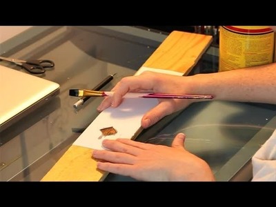 How to Do Homemade Wood Stenciling : Homemade Crafts