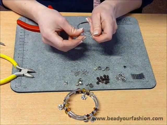 Making jewelry - DIY Project 5: Making a memory wire bracelet