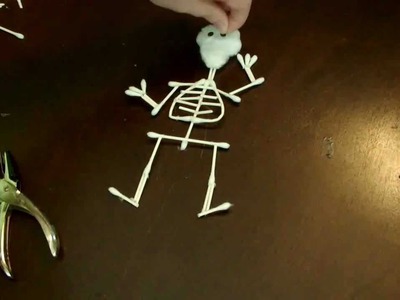 DIY Halloween Q-tip Skeleton Decoration.Craft Under $5