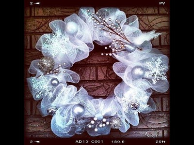 Easy & Quick Tutorial How to make Geo or Deco Mesh Wreath