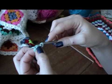 How to crochet a granny square, part 1 (of 3)