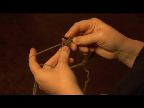How to Knit a Scarf Lengthwise : Knitting a Scarf