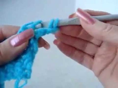 LEARN HOW TO CROCHET Lesson 1, 4 basic stitches: chain stitch, single, double and triple crochet.