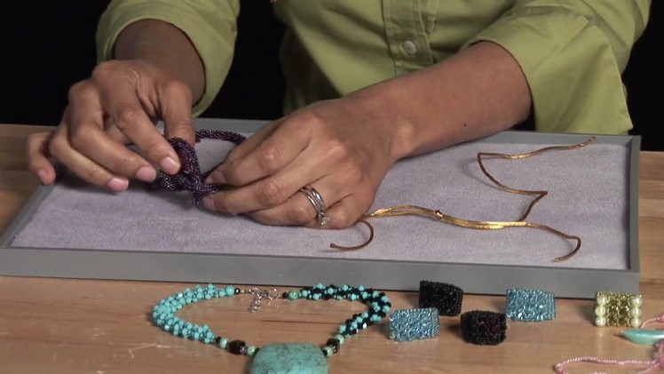 Beading Projects : How to Tie a Square Knot for Beading