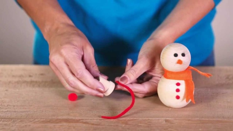 Christmas Craft Ideas: Make a Snowman Family
