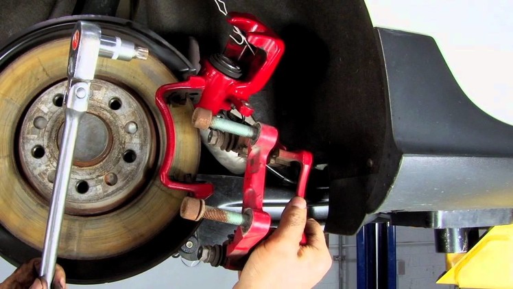 ECS Tuning: VW MKV Rear Brakes Pad and Rotor DIY