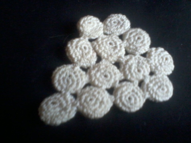 Irish Crochet Lace, grape motif