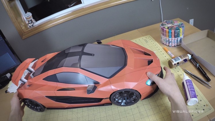 Building the McLaren P1 Paper-Super-Craft . Artist POV