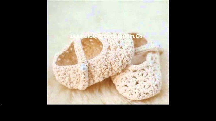 Crochet baby booties for beginners