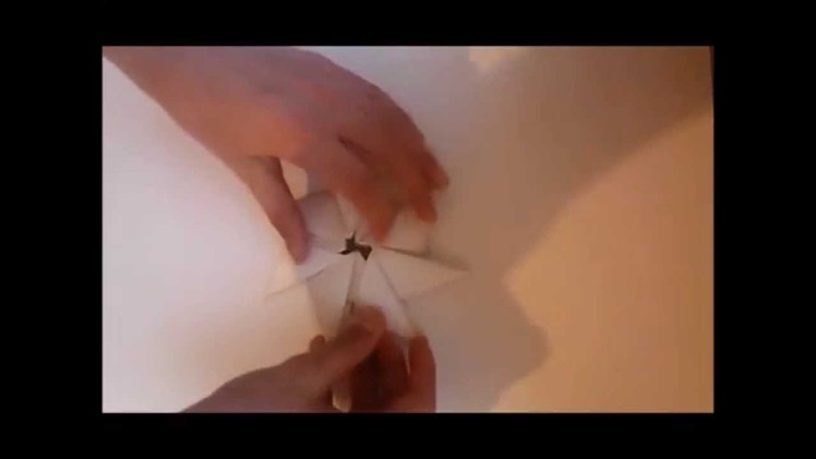 Origami 7 pointed Ninja star spinner by: Soren