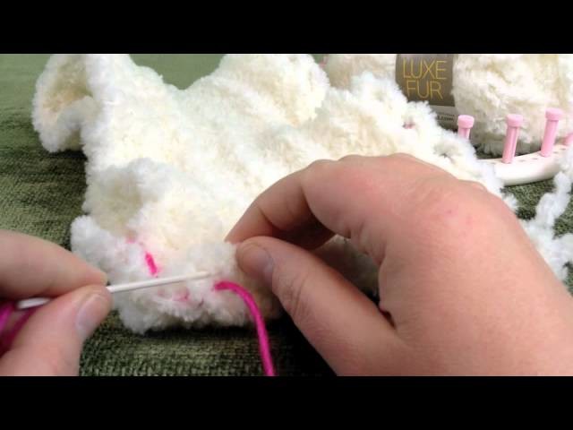 Stitch or Sew: Loom Knit Panels Together Invisible Seam for Blanket or scarf