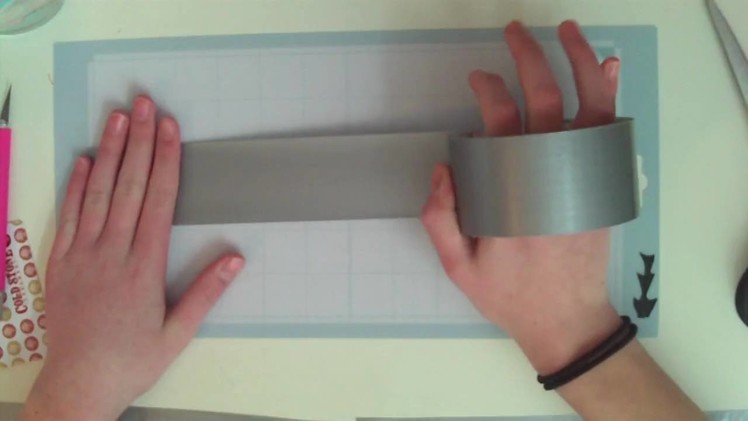 How to make a duct tape wallet: part 1