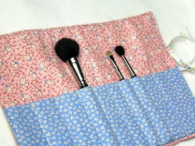 How-to: Makeup Brush Carrier by Crafty Gemini