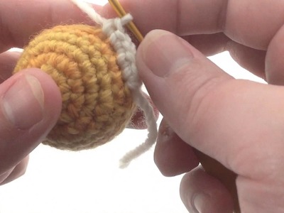 Solar System Crochet Pattern: Making Saturn's Rings, Working in Front Loops (right handed)