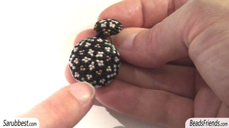 BeadsFriends: New beaded earring - I covered a wood cab using Seed beads and Delica beads