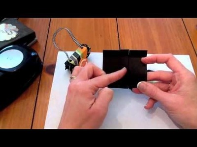 Cool paper Crafts: How to Make a Mini Candy Bar Purse