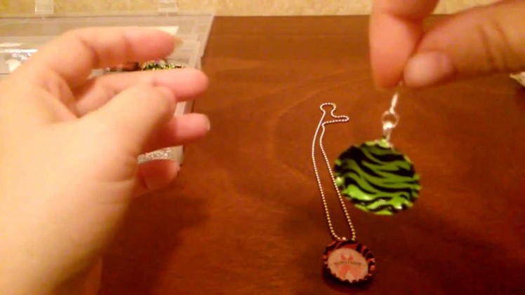 How to make a Bottle Cap necklace, DIY (tutorial) by shopbgd.com
