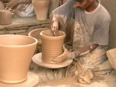 Pottery Crafting at Pak Earthenwares