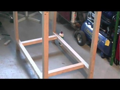 WOODWORK PROJECTS SE1 EP3 , BUILDING A SMALL WORKBENCH AT HOME ,  DIY HOW-TO
