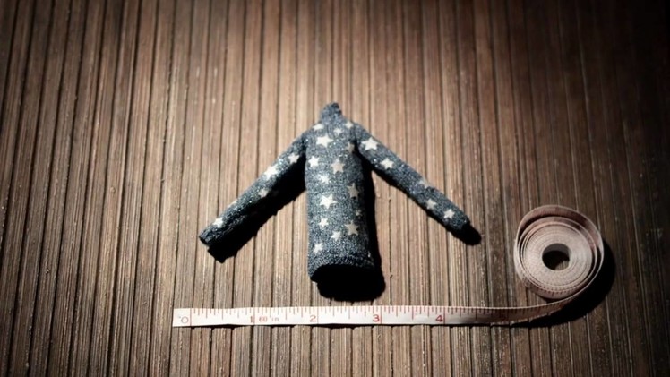 "Coraline" - Tiny Knitting