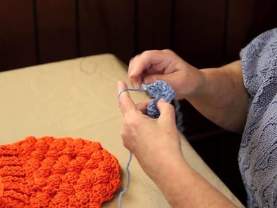 How to Crochet a Bobble Hat : Fun Crochet Projects