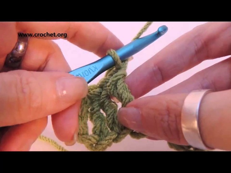 Learn to Crochet: Treble Crochet (tr) Left Handed