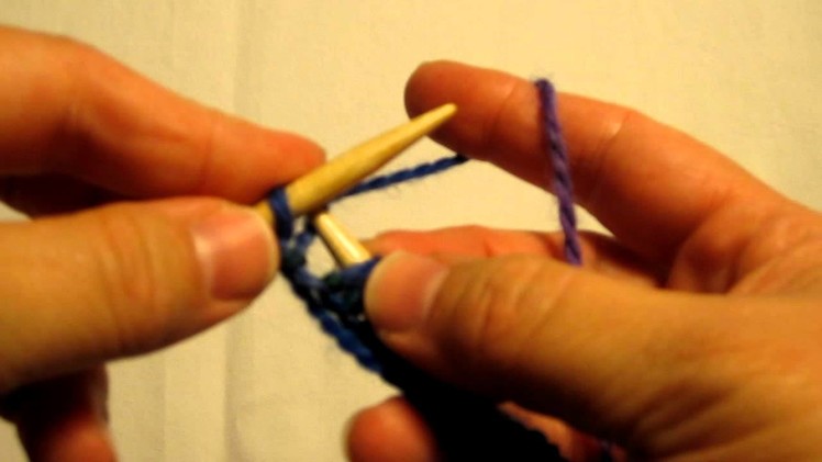 Left Handed Knitting - Knit Stitch