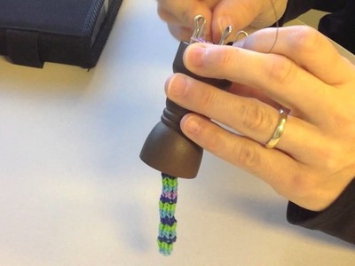 Making Rainbow Loom jewelry with a Spool Knitter