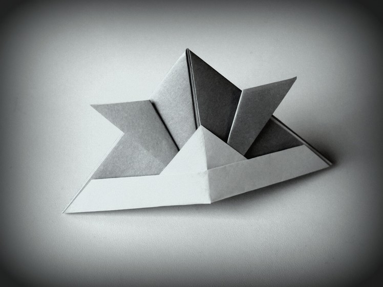 Origami - How to make a Samurai Helmet