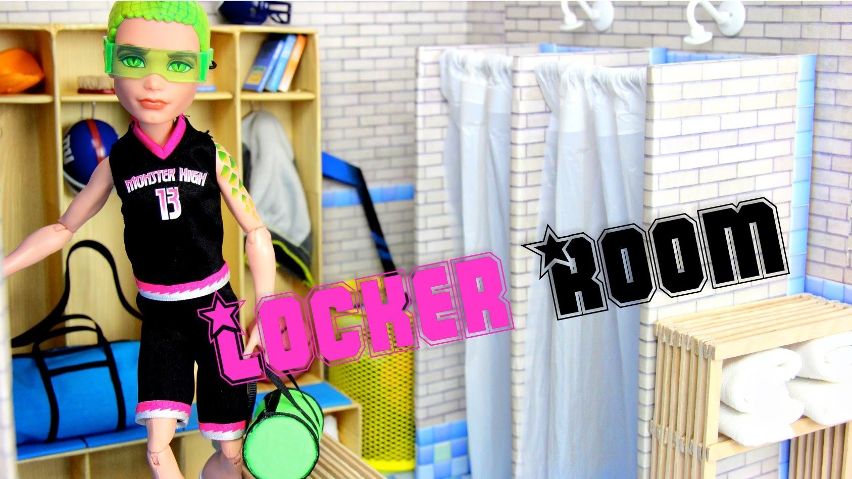 How to Make a Doll Locker Room | plus Fun Finds - Doll Crafts