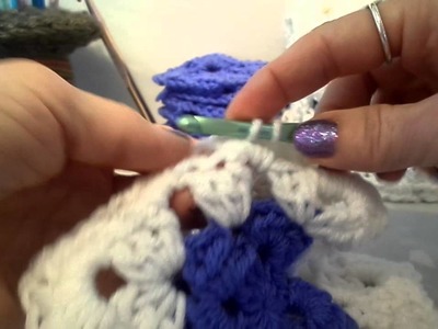 Joining Granny Squares Together Crochet Tutorial - Quick and Easy!
