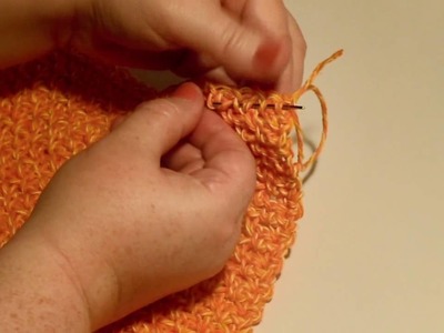 Beginner Crochet Dishcloth - Last Row, Last Stitch