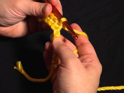 How to Crochet Left-Handed: the Single Crochet (sc)