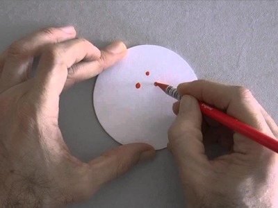 How to Do an Optical Illusion for Christmas - DIY