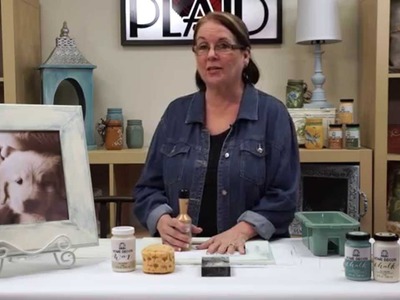 FolkArt Home Decor: How To Create a Distressed Finish With Donna Dewberry