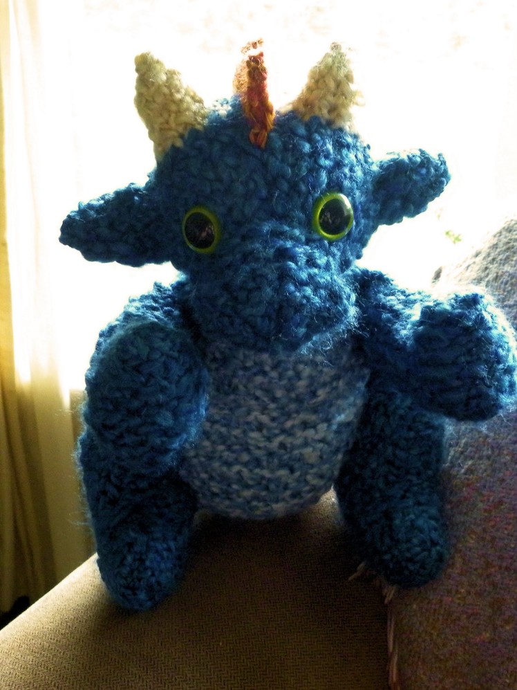 How to loom knit a dragon