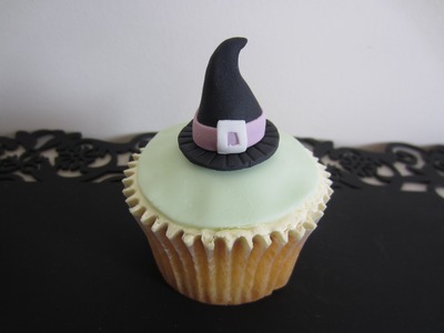 How to Make Halloween Cupcakes - Witches Hat Topper