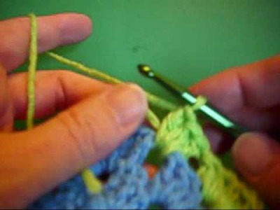Changing Colors & Drawing in Yarn Tails As You Go