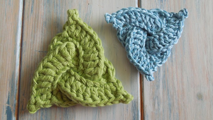 (crochet) How To - Crochet a Celtic Triangle - Yarn Scrap Friday