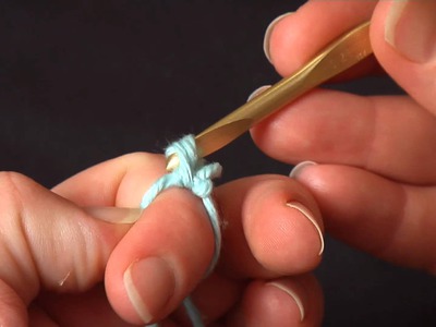How to Crochet: Magic Circle or Magic Ring