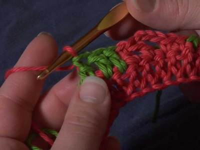 How to Crochet: Switching Color in the Middle of a Row