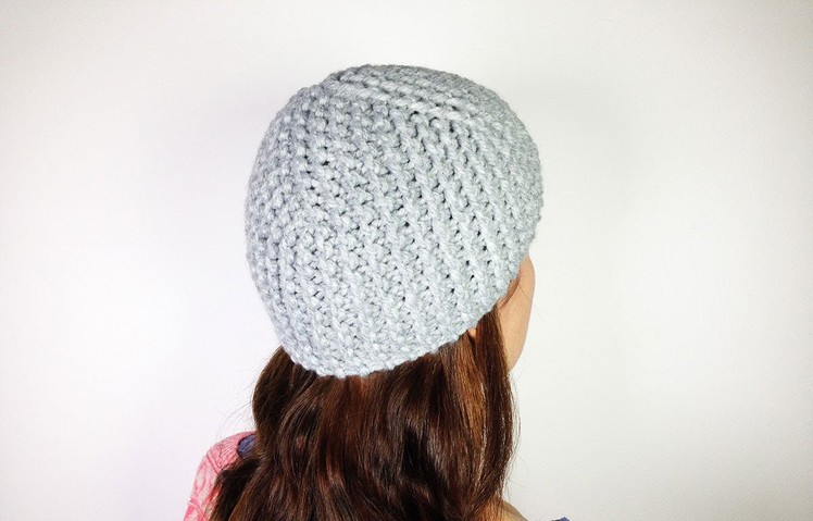 How to Loom Knit a Basic Cloche Hat (DIY Tutorial)