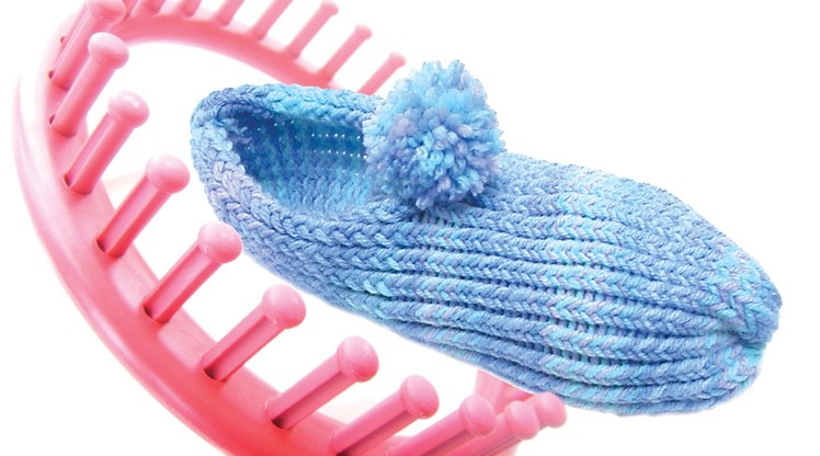 How to make slippers with a round knitting loom