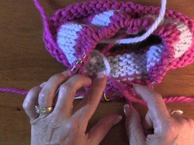 Jogless Color Change in circular knitting.