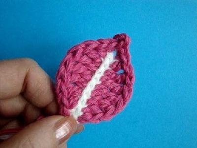 Как вязать листик с пожилкой крючком Урок290 How to crochet leaf