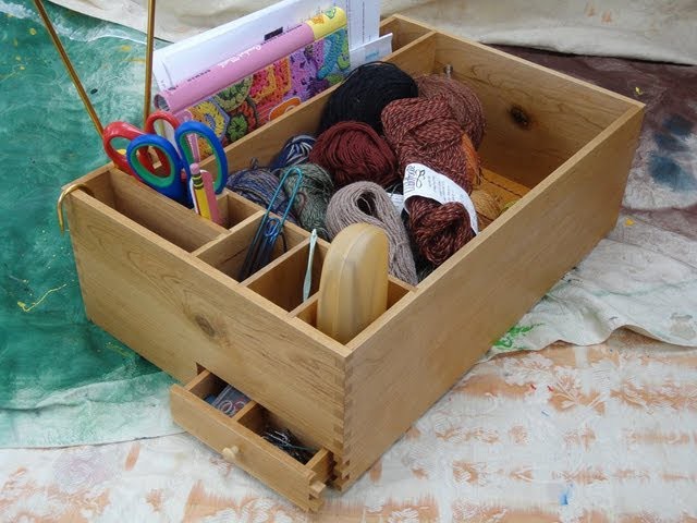 Knitting box. and how to make easy finger joints. Woodworking joint jig.