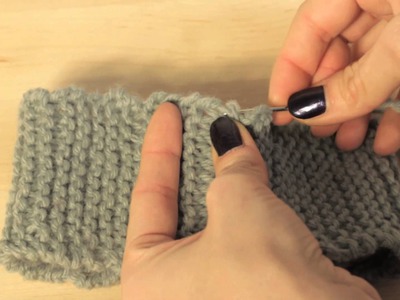 Knitting: How to Seam Ends Together to Join Cast On and Bind Off Edges