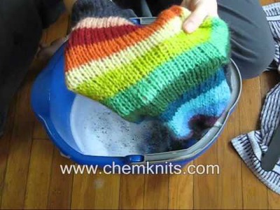 UNCUT: How to Felt your knitting by hand -- In a Bucket EXTENDED VERSION