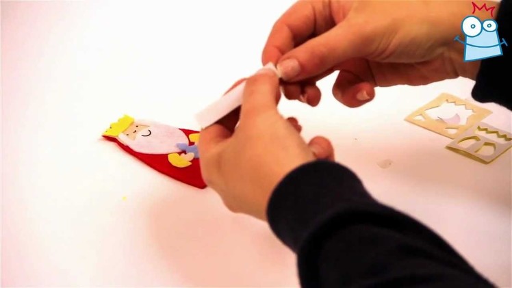 How to make a nativity finger puppet
