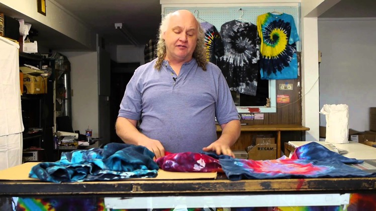 How to Preserve New Tie-Dye Clothing : Tie-Dye Techniques